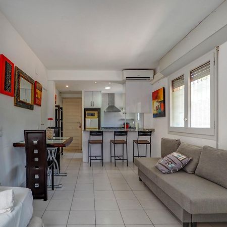 Los Globos Beach Studio By Hello Homes Sitges Exterior foto